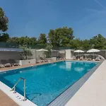 Mit Pool By Interhome