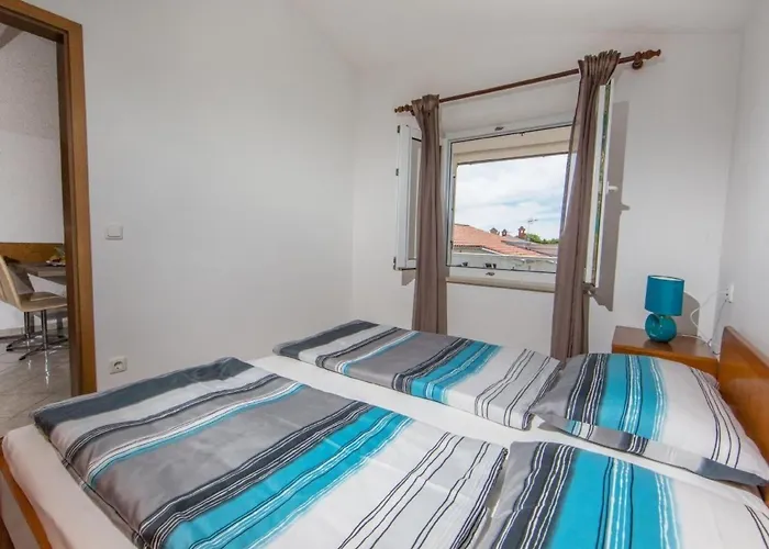 Mit Pool By Interhome Apartman Pula